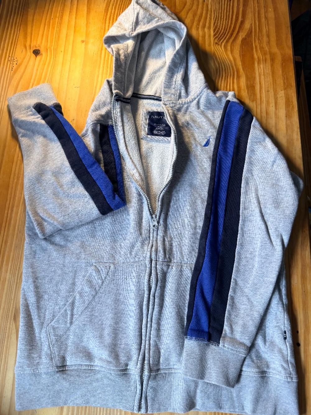 Nautical sweatsuit joggers and zip up hoodie boys size XL